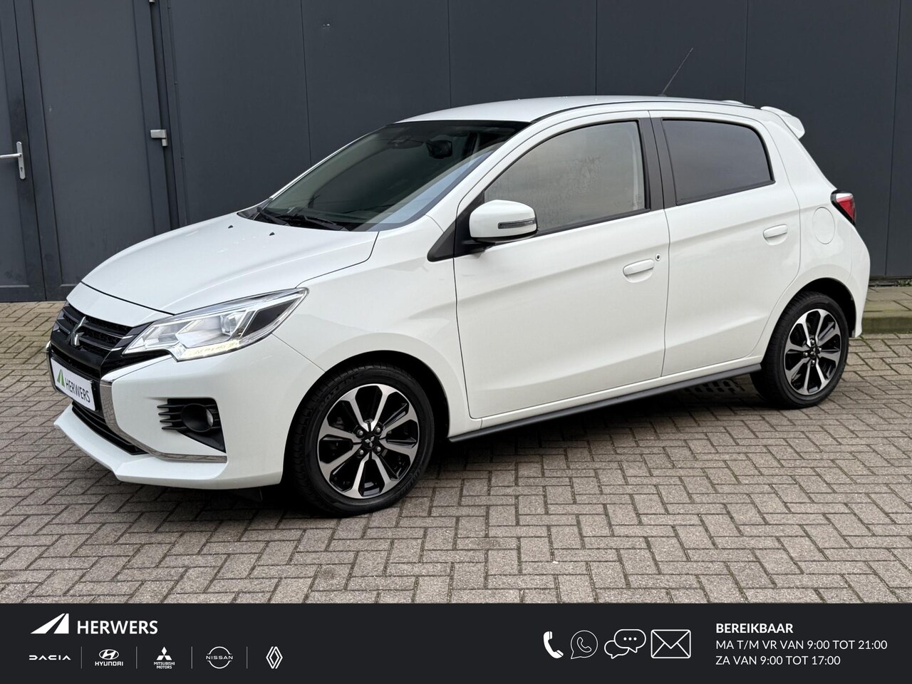 Mitsubishi Space Star - 1.2 Instyle Automaat / Cruise Control / DAB / Climate Control / Stoelverwarming / Keyless - AutoWereld.nl