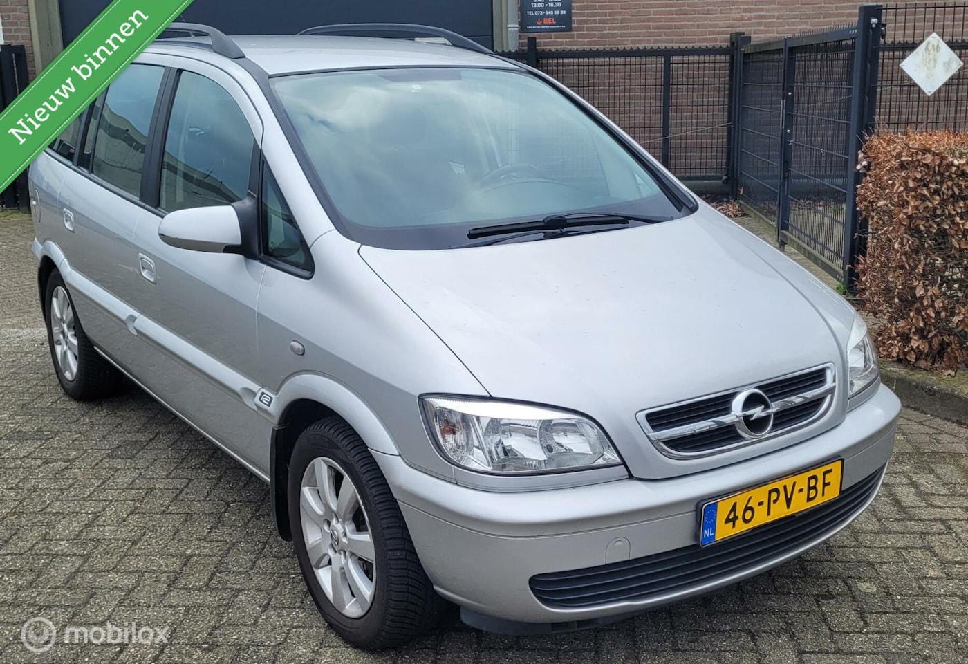 Opel Zafira - 2.2-16V Design Edition 2.2-16V Design Edition - AutoWereld.nl