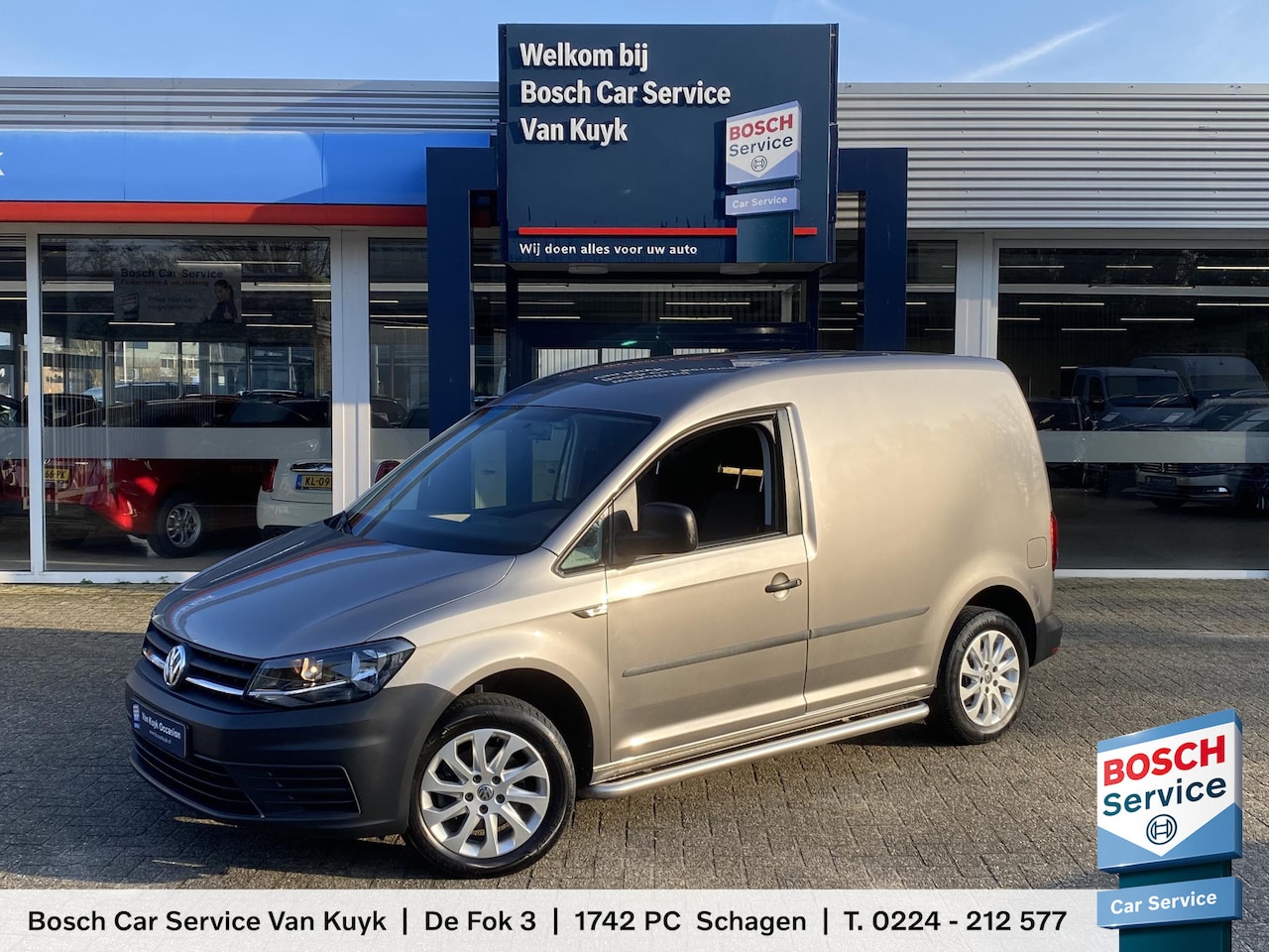 Volkswagen Caddy - 2.0 TDI L1H1 BMT Economy / NL-Auto / Schuifdeur rechts / Betimmering / Trekhaak / Radio-Bl - AutoWereld.nl