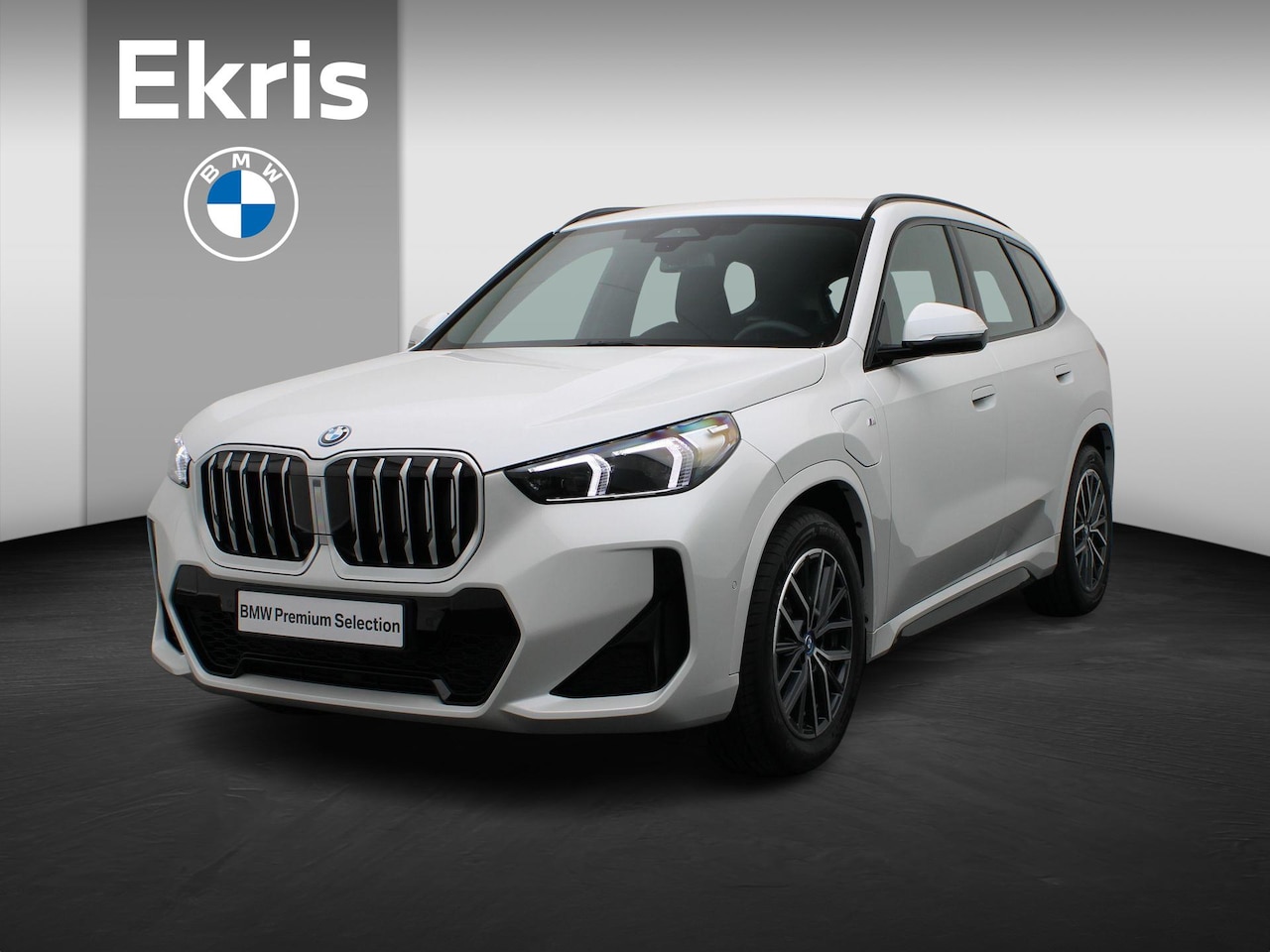 BMW X1 - xDrive30e M Sportpakket | Premium Pack | Adaptief M Onderstel | Comfort Access | Trekhaak - AutoWereld.nl