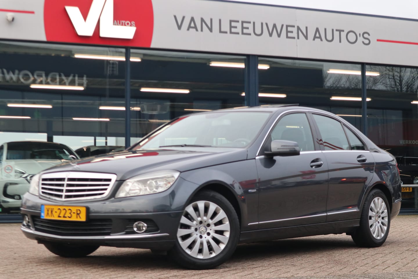 Mercedes-Benz C-klasse - 180 CGI BlueEFFICIENCY | Cruise | Stoelverwarming | Trekhaak - AutoWereld.nl