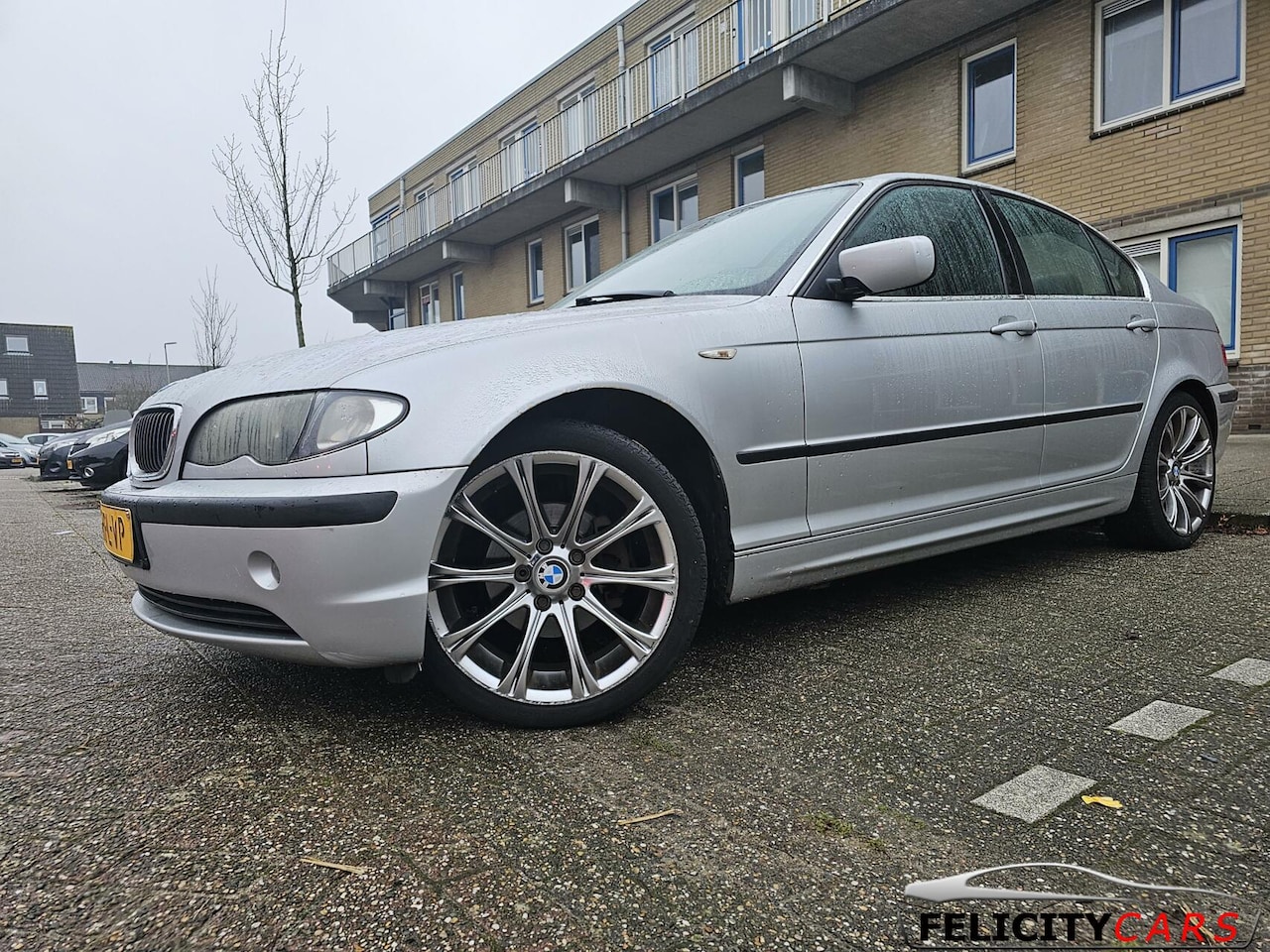 BMW 3-serie - 318i Special edition navi leer 19" M3 - AutoWereld.nl