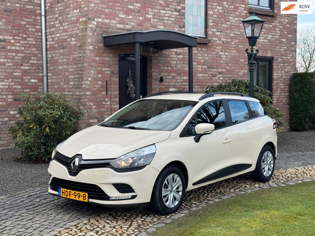 Renault Clio Estate - 1.2 expression Airco Cruise 53000km! - AutoWereld.nl