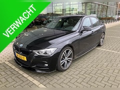 BMW 3-serie - 330e M Sport MSport | Schuifdak | Memory | Leder | HarmanKardon | Dealer Onderhouden | Com