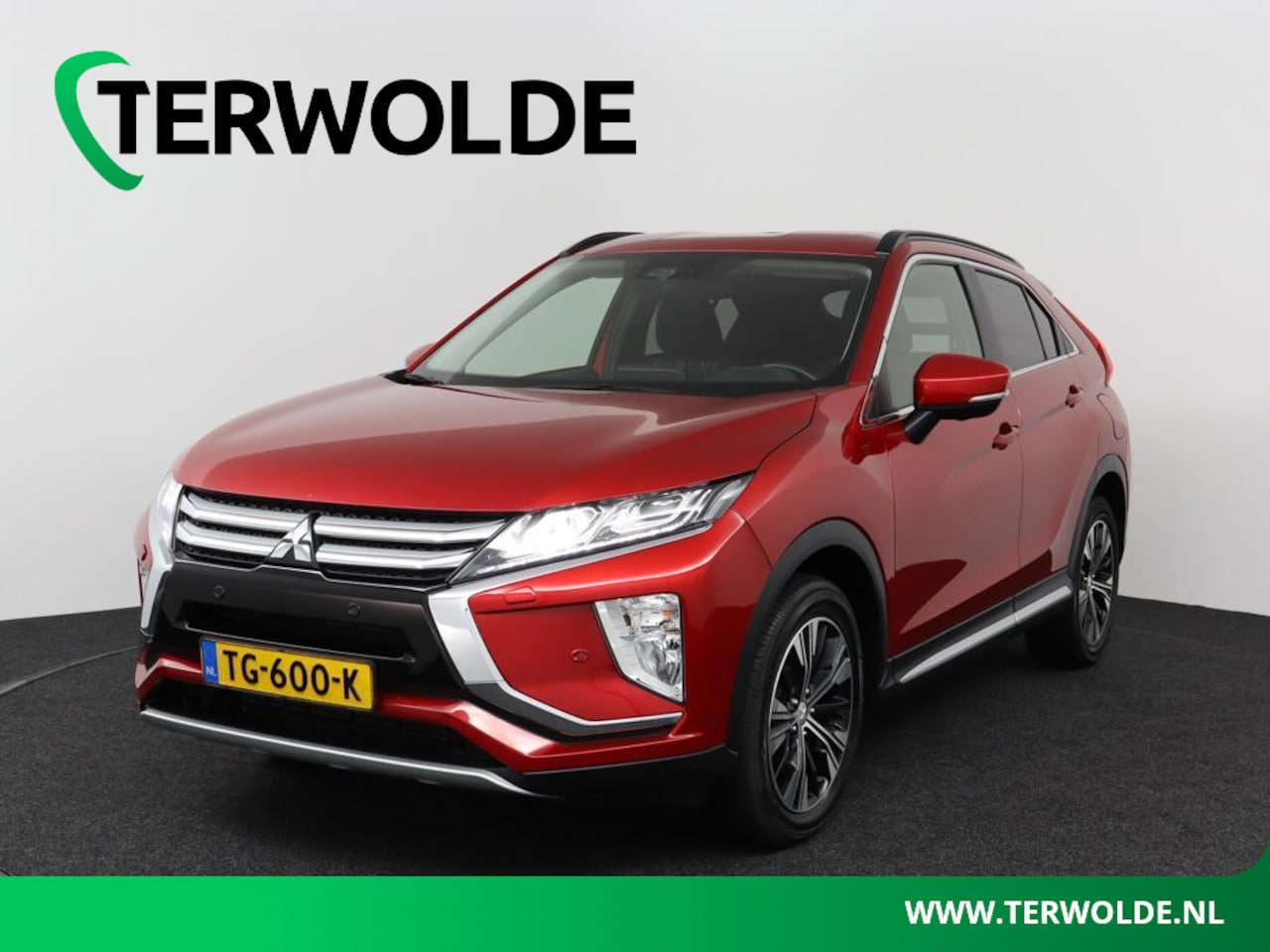 Mitsubishi Eclipse Cross - 1.5 DI-T 163 PK First Edition AUTOMAAT | 1.600 kg Trekgewicht | Eerste Eigenaar | Parkeerh - AutoWereld.nl