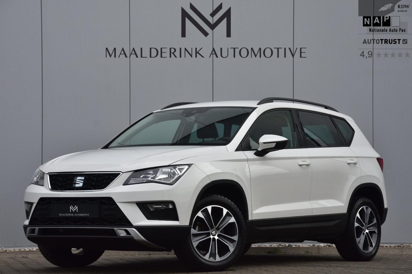 Seat Ateca - 1.0 EcoTSI Style Navi via App-Connect, Parkeersensoren - AutoWereld.nl