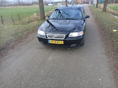 Volvo V70 - 2.4