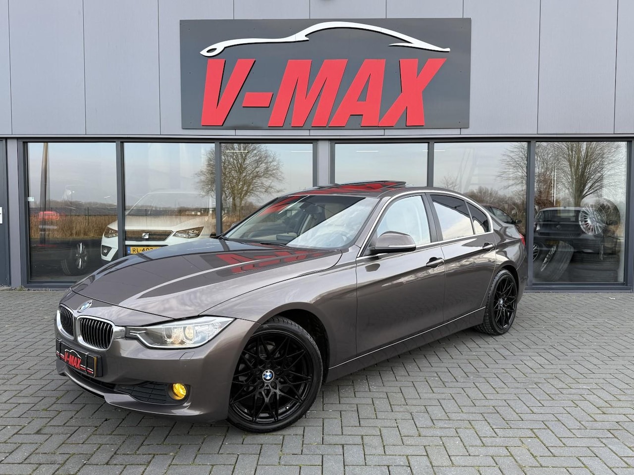 BMW 3-serie - 320i High Exec Dak Naviprof Xenon H/Kardon Leder Stoelvw - AutoWereld.nl