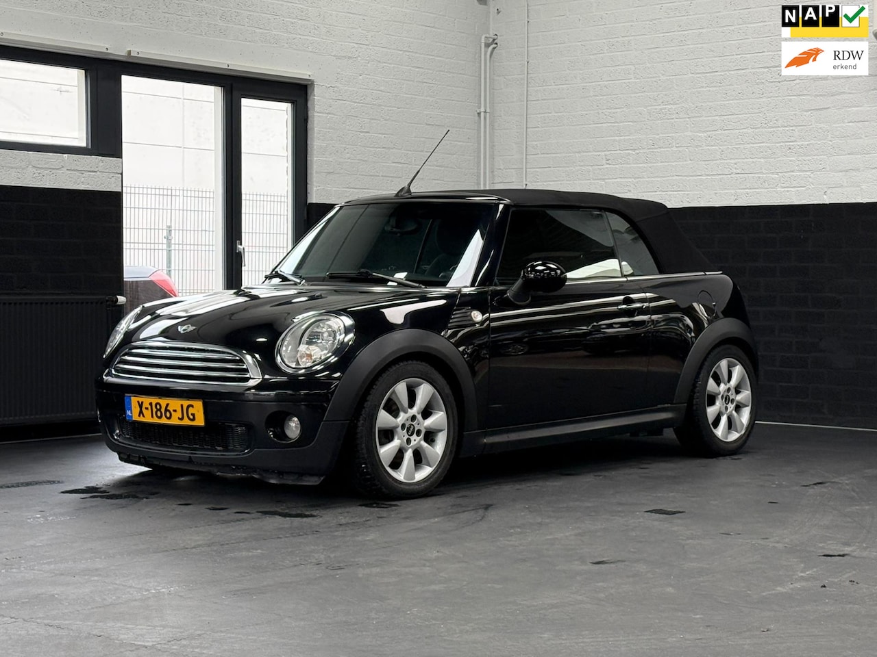 MINI Cabrio - 1.6 One Pepper Mini 1.6 One Pepper, Stoelverwarming, Airco, Netjes - AutoWereld.nl