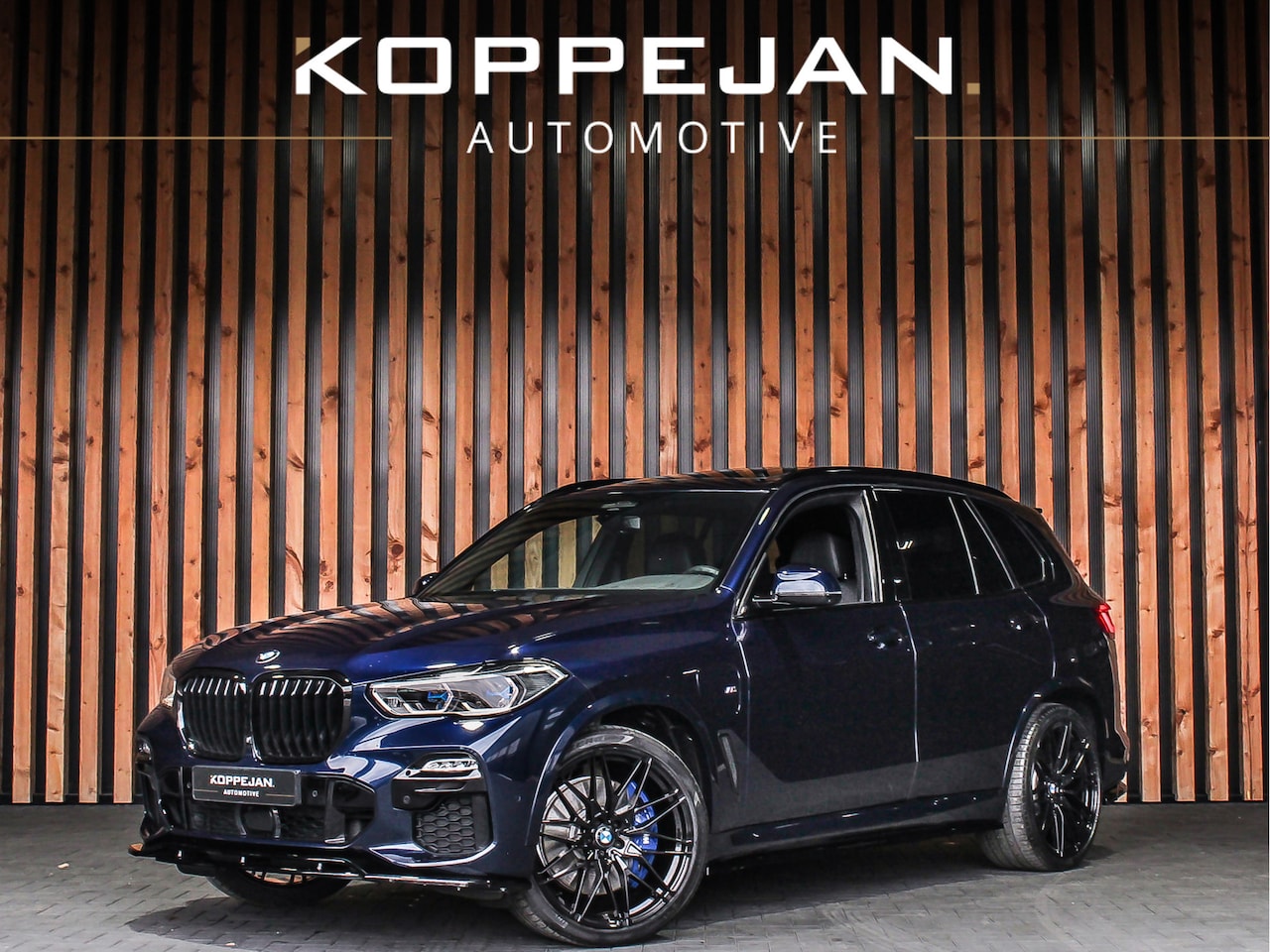 BMW X5 - xDrive45e 394PK Automaat High Executive M-Sport | SKYLOUNCE | ACHTERAS BESTURING | PANO | - AutoWereld.nl