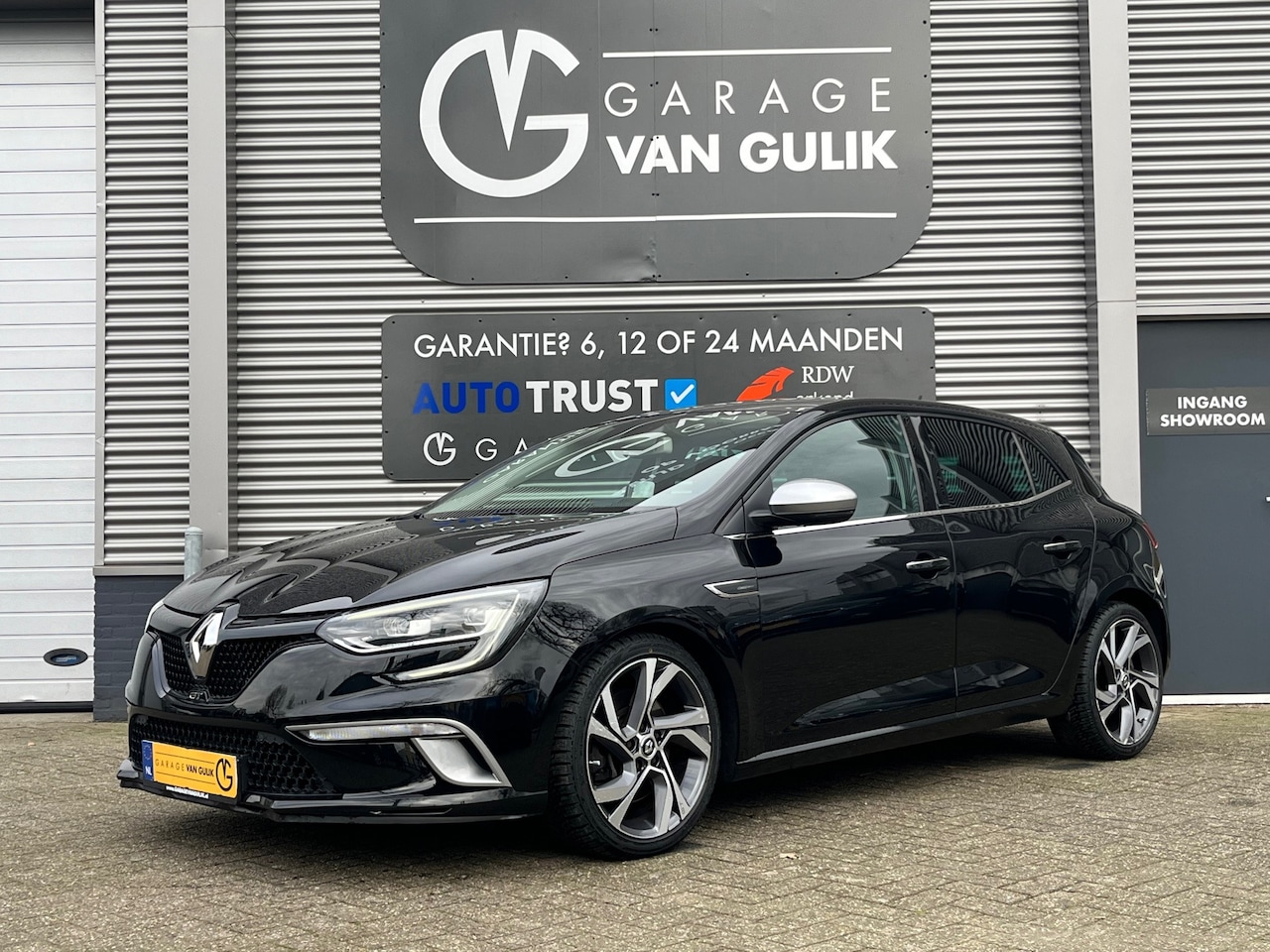 Renault Mégane - 1.6 205 PK GT Automaat,Navi,Clima,Cruise,HUD,Isofix,Stoelverw,Bluetooth,Bose,LED,Parkeerse - AutoWereld.nl