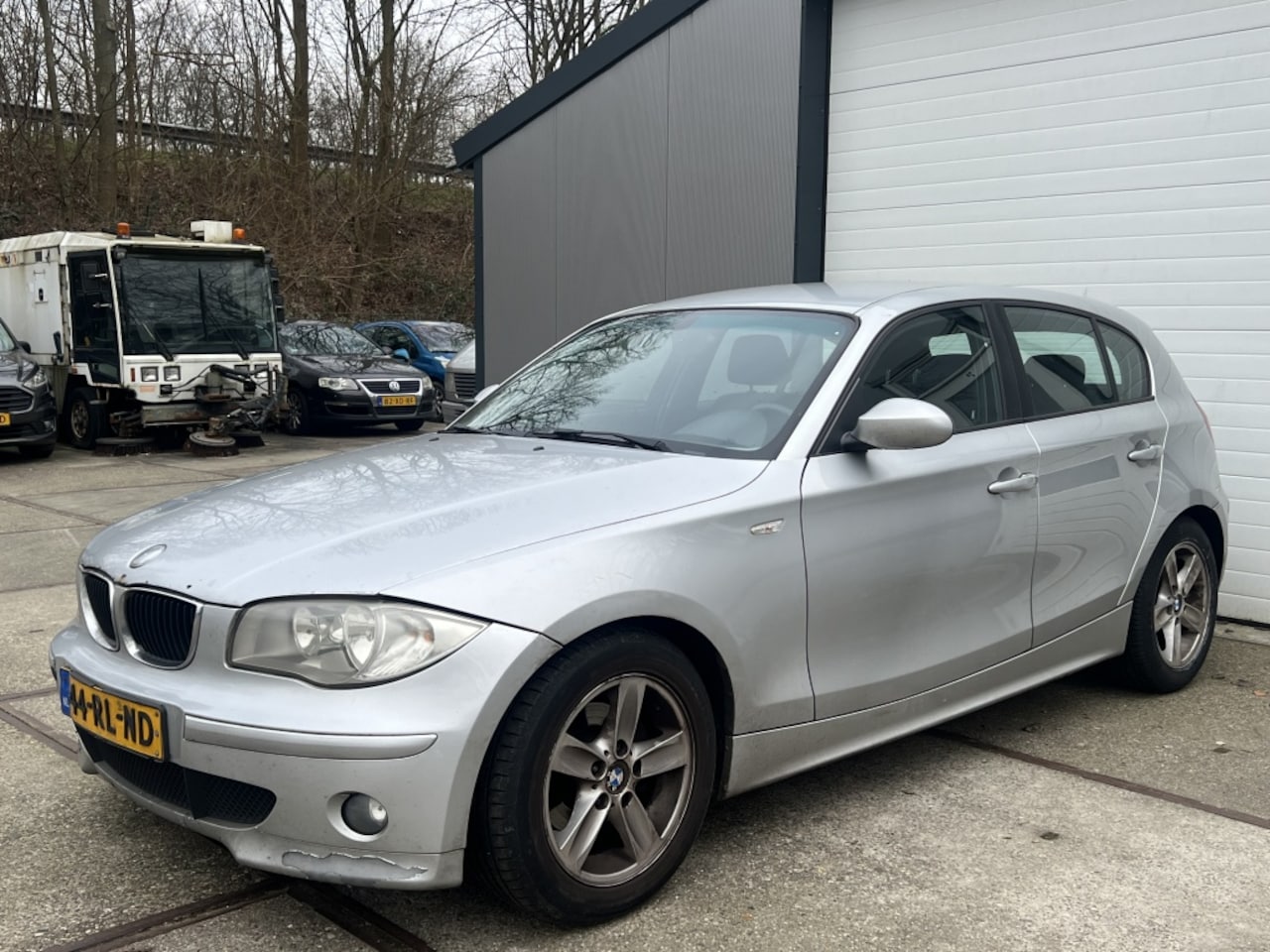 BMW 1-serie - 118d | 5drs | Airco | Cruise - AutoWereld.nl