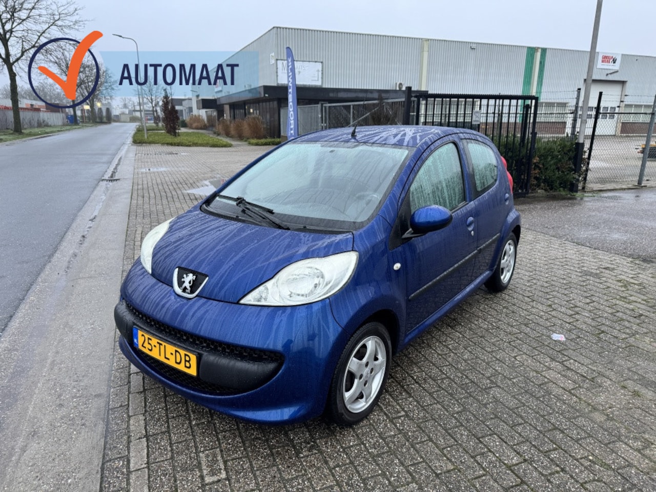 Peugeot 107 - 1.0-12V XS 1.0-12V XS - AutoWereld.nl