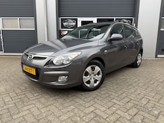 Hyundai i30 CW - 1.4i Blue Dynamic Nederlandse auto NAP Clima Lage km stand Clim