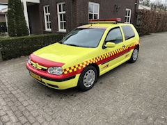 Volkswagen Golf - 1.6-16V Trendline