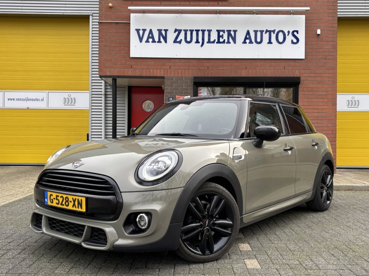 MINI Cooper - 1.5 Aut 5dr John Cooper Works Panorama Harman Kardon Keyless - AutoWereld.nl