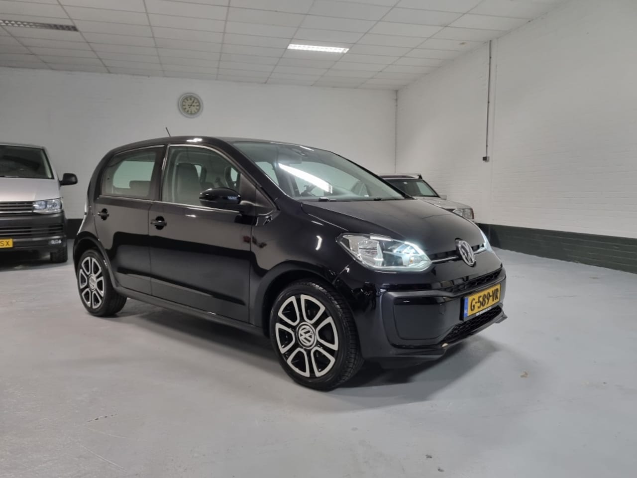 Volkswagen Up! - 1.0 BMT move up! 1.0 BMT move up! - AutoWereld.nl