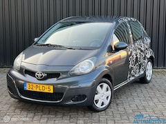 Toyota Aygo - 1.0-12V Comfort Navigator |NIEUWE APK|