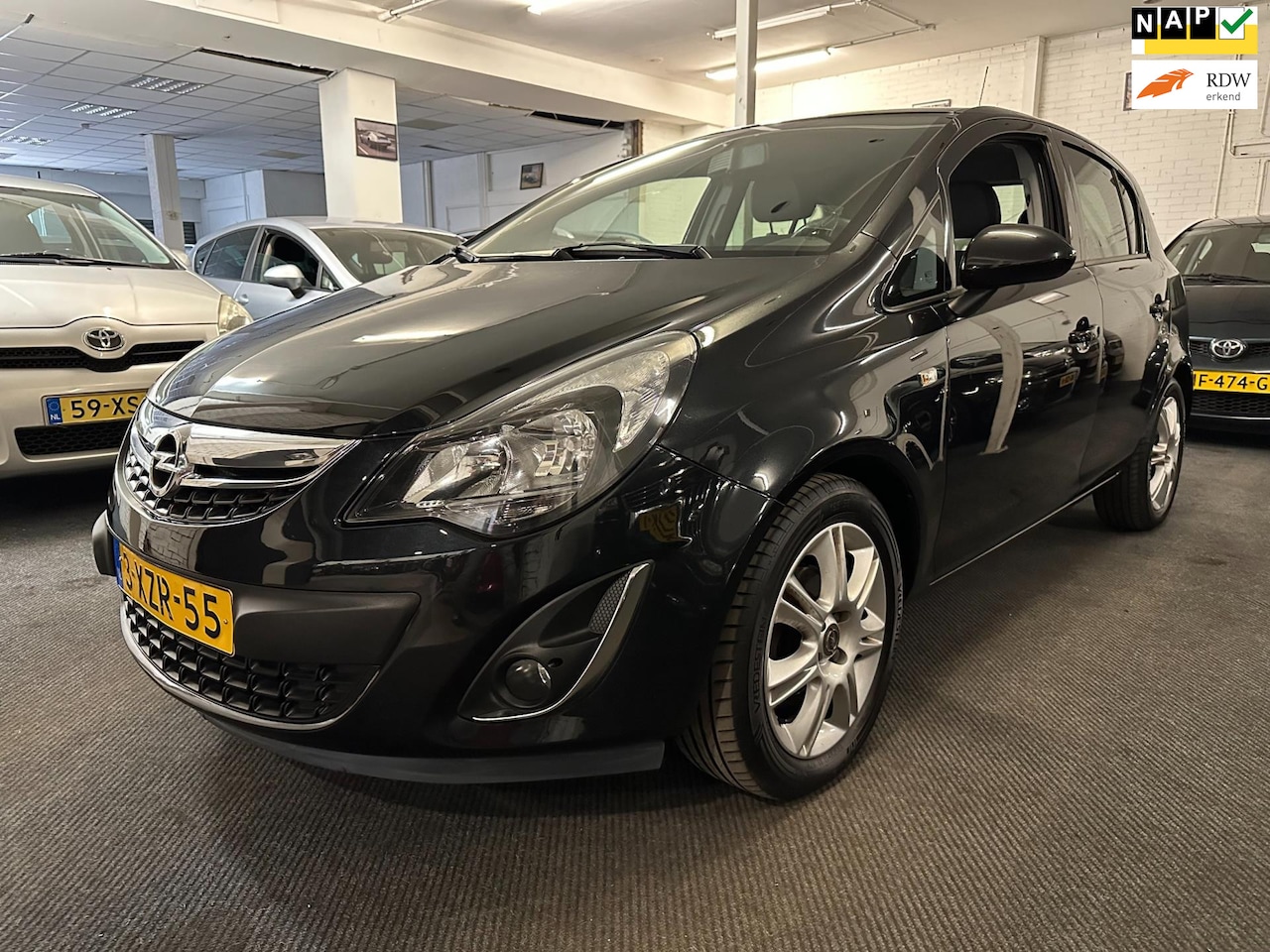 Opel Corsa - 1.4-16V BlitZ/Navi/Airco/Apk nieuw bij aflevering - AutoWereld.nl