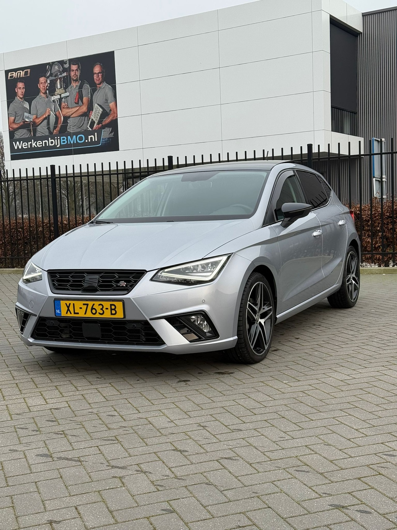 Seat Ibiza - 1.5 TSI EVO FR Business Intense Panorama|Stoelverwarming|ACC|Front assist|Camera|Carplay|Beats|Sfeerverlichting - AutoWereld.nl