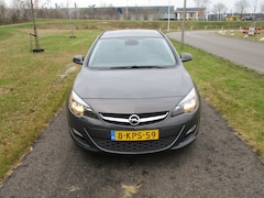 Opel Astra - 1.4 Turbo Berlin