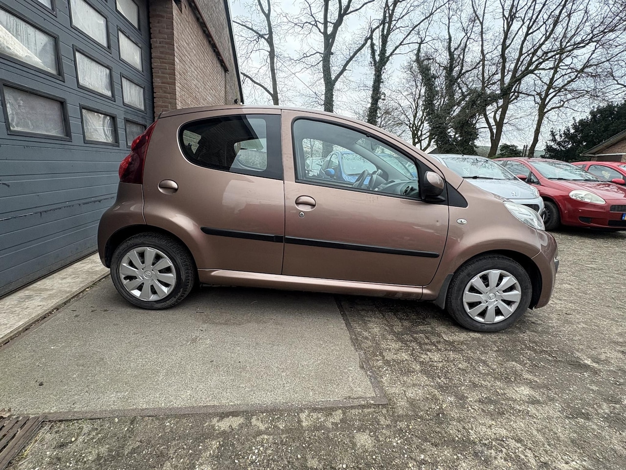 Peugeot 107 - 1.0 Access Facelift/LED/5Drs/ - AutoWereld.nl