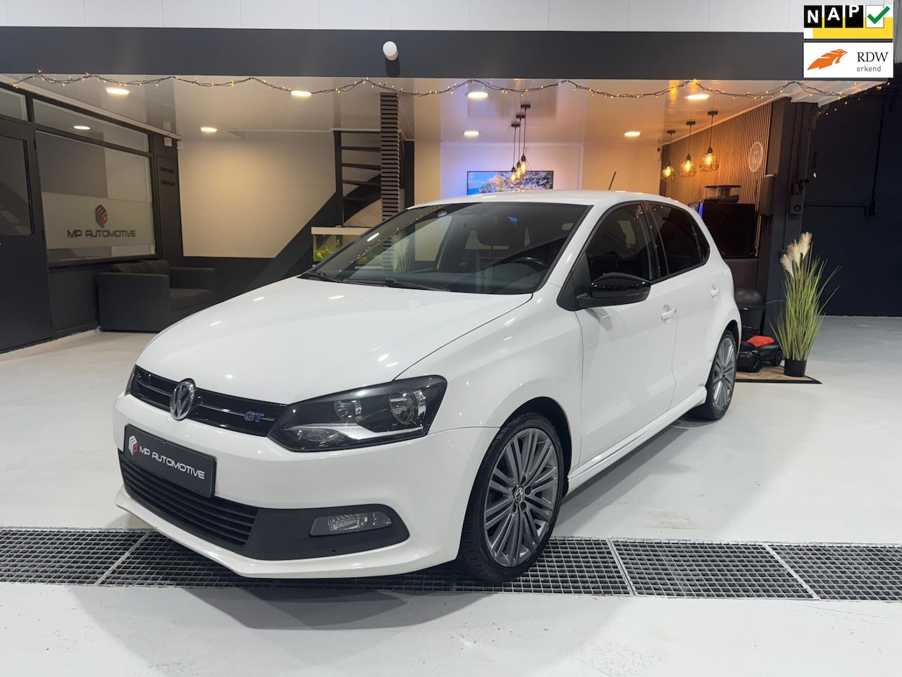 Volkswagen Polo - 1.4 TSI BlueGT DSG|Navi|Climate|Stoelverw|PDC|NAP - AutoWereld.nl