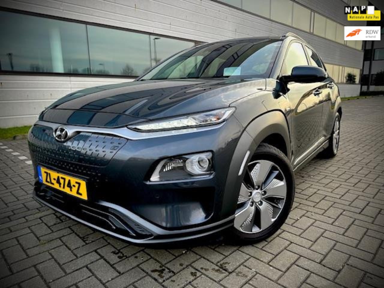 Hyundai Kona Electric - EV Premium 64 kWh, LEER,DAK,VOLSTE UITVOERING - AutoWereld.nl