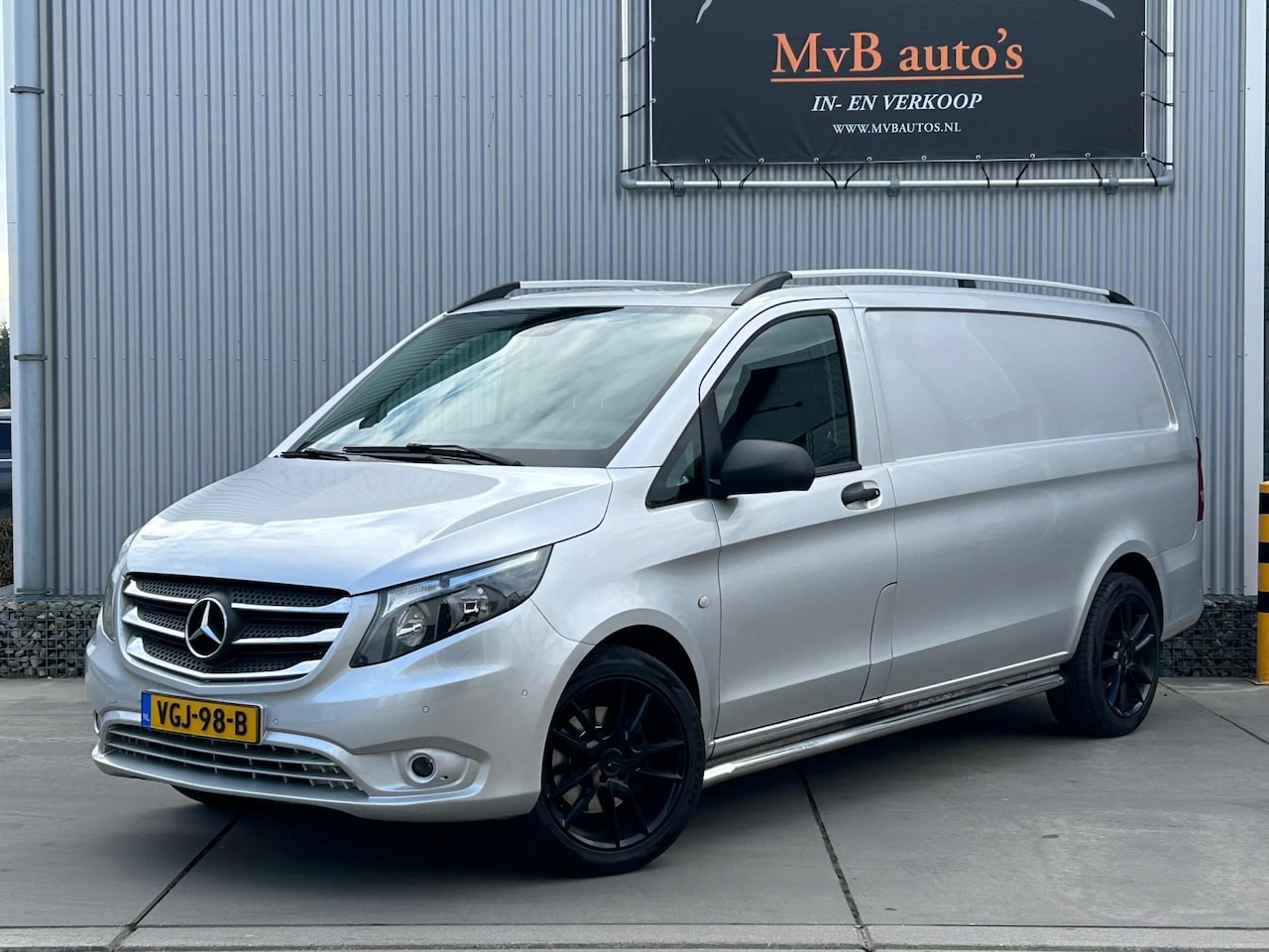 Mercedes-Benz Vito - 114 CDI Extra Lang 114 CDI Extra Lang, Airco, Cruise control, Trekhaak, 19 inch velgen - AutoWereld.nl