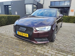 Audi A3 Sportback - 1.6 TDI Edition Bj 2013 XENON NAVI