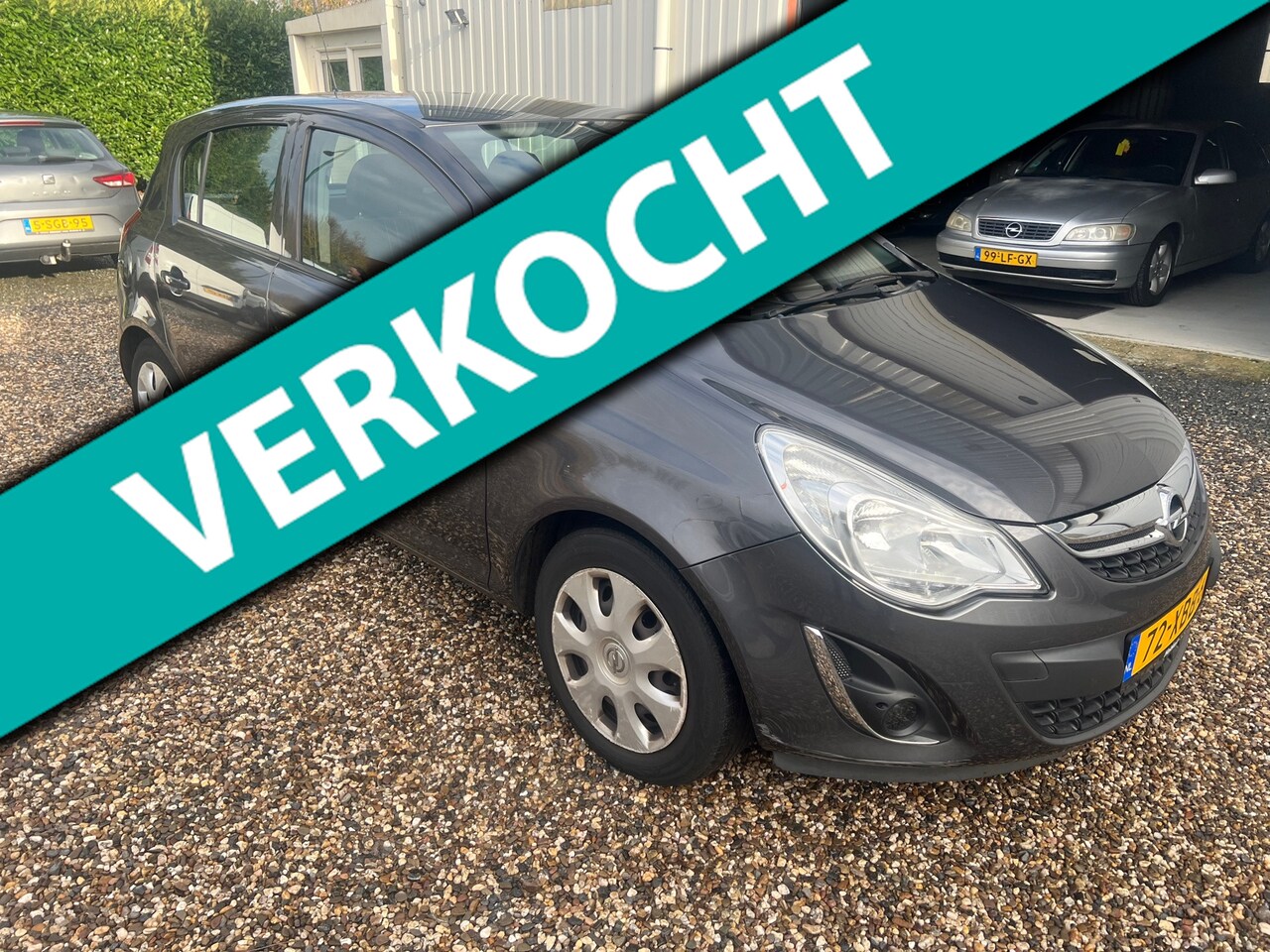 Opel Corsa - 1.4-16V Edition LEER.CRUISE.NAVI.NAP! - AutoWereld.nl