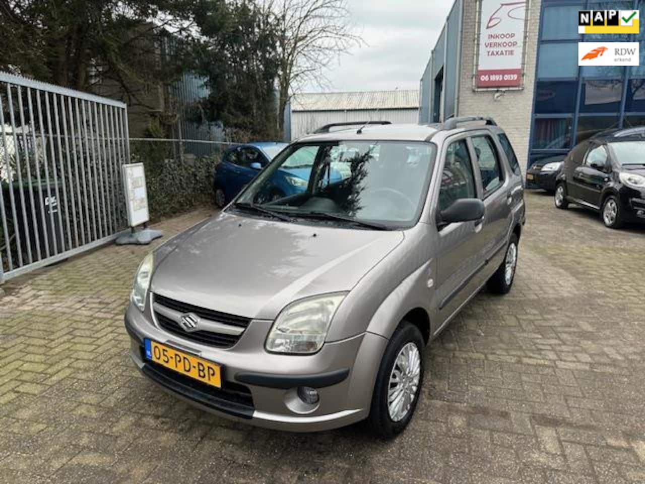 Suzuki Ignis - 1.5-16V GLS 1.5-16V GLS, Automaat, Airco, Apk 01/2026 - AutoWereld.nl