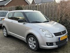 Suzuki Swift - 1.5 Exclusive