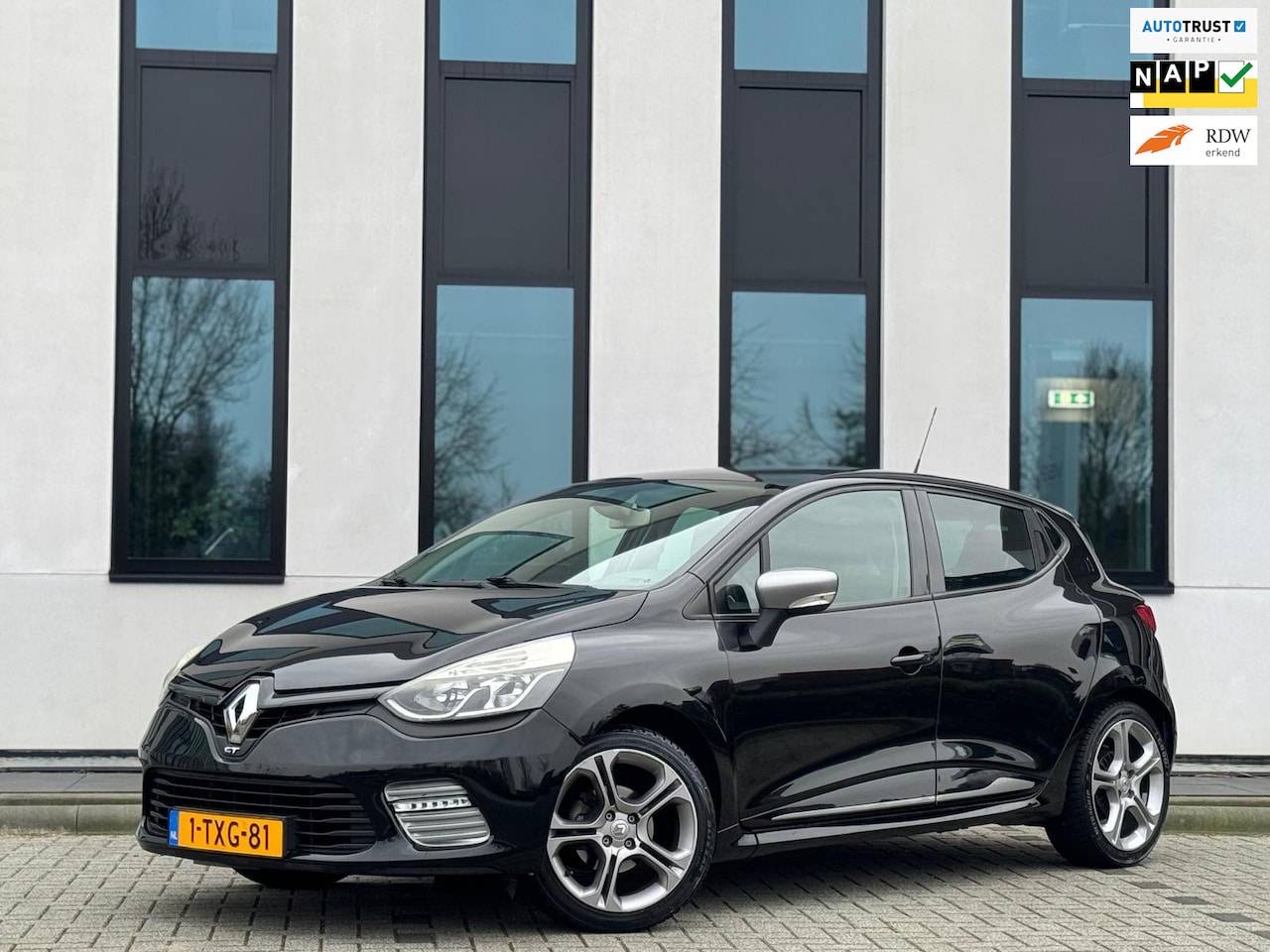 Renault Clio - 1.2 GT Automaat, panoramadak, trekhaak, 42000 km, Nederlandse auto met nationale auto pas - AutoWereld.nl