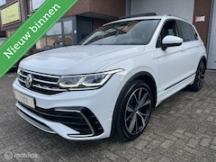 Volkswagen Tiguan - 1.5 TSI R-Line LED*CAMERA*PANO-DAK*ACC