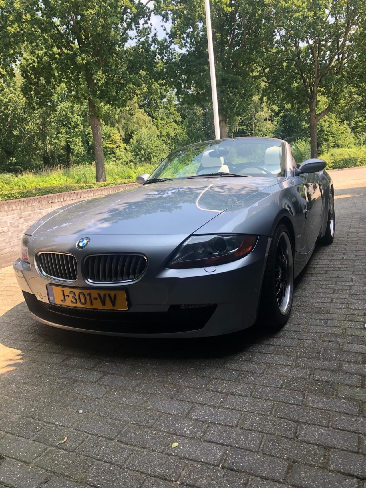 BMW Z4 Roadster - 2.0i Introduction - AutoWereld.nl