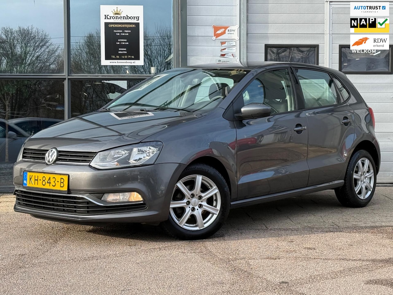 Volkswagen Polo - 1.2 TSI Connected Series, CARPLAY, NAVI, CRUISECR - AutoWereld.nl