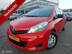 Toyota Yaris - 1.0 VVT-i Comfort 5DRS/Trekhaak/CC/NLAuto