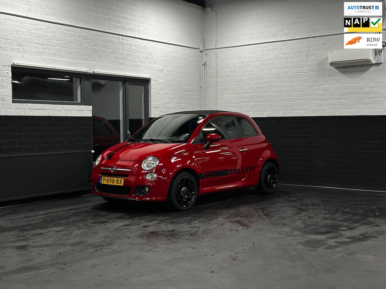 Fiat 500 - S 1.2 cabrio, 1/2 leder, Airco, leuke en nette auto - AutoWereld.nl