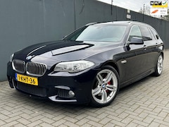 BMW 5-serie Touring - 528i M Pakket / NAP / APK / Goed Onderh