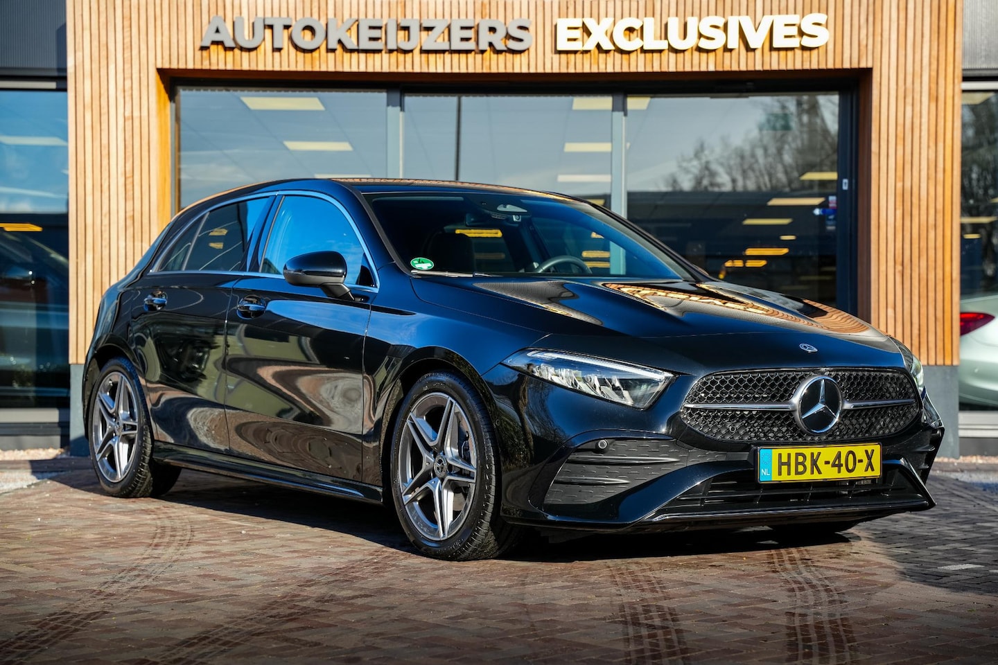 Mercedes-Benz A-klasse - 200 d AMG Camera Ambient Widescreen Cruise Dode Hoek - AutoWereld.nl