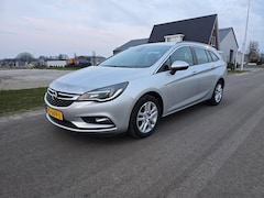 Opel Astra Sports Tourer - 1.6 CDTI Business+