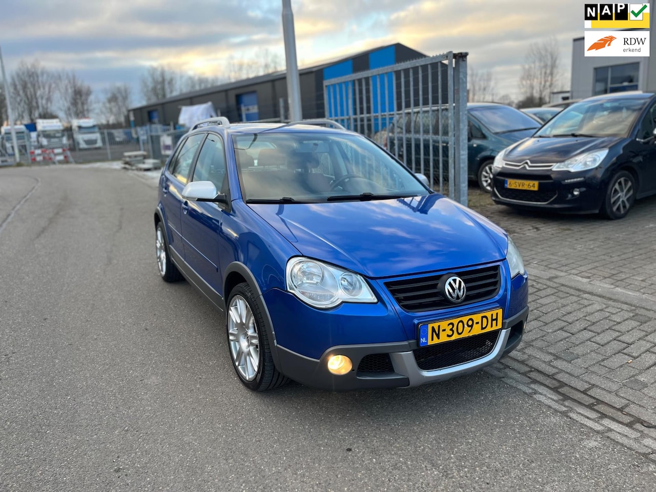 Volkswagen Polo - 1.4-16V Comfortline 1.4-16V Comfortline - AutoWereld.nl