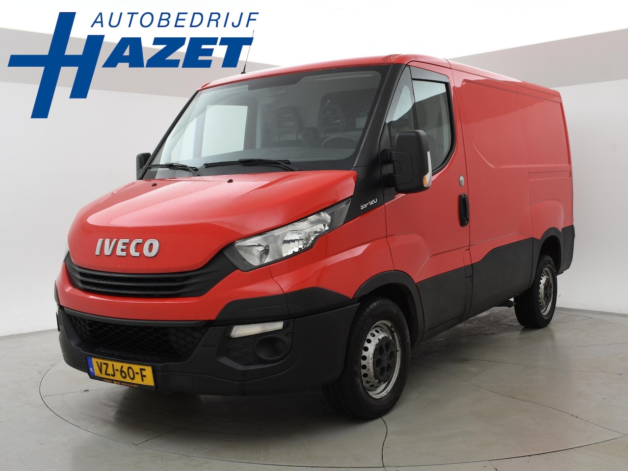 Iveco Daily - 35S12V 2.3D + 3500 KG TREKHAAK - AutoWereld.nl