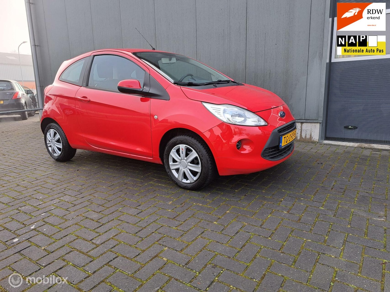Ford Ka - 1.2 Champions Edition start/stop 1.2 Champions Edition start/stop - AutoWereld.nl
