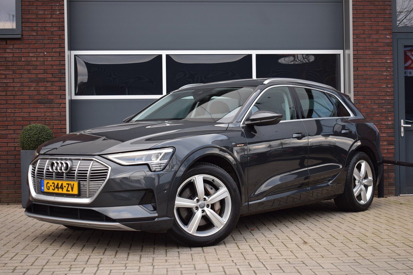 Audi e-tron - 50 quattro Launch edition plus | Leer | Pano | ACC | 20" - AutoWereld.nl