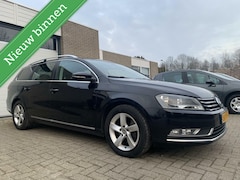 Volkswagen Passat Variant - 1.6 TDI High Executive Line BlueMotion NAP Airco Navi Cruise control Trekhaak Elektrische