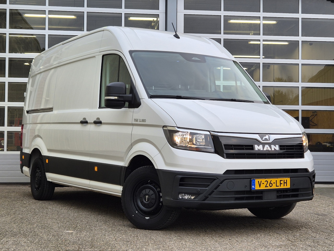 MAN TGE - BPM VRIJ 3.180 L3H3 | AUT | NIEUW MODEL | - AutoWereld.nl