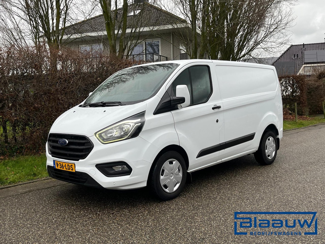 Ford Transit Custom - 300 L1H1 Trend 130 pk | Automaat - AutoWereld.nl