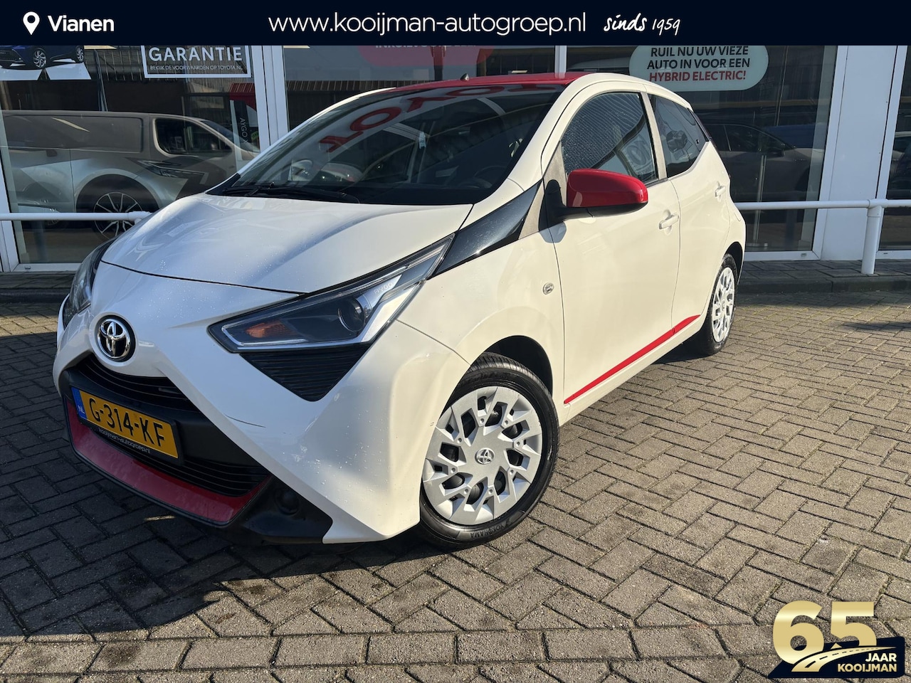 Toyota Aygo - 1.0 VVT-i x-play limited TREKHAAK, SLECHTS 82.000KM NEDERLANDSE AUTO - AutoWereld.nl